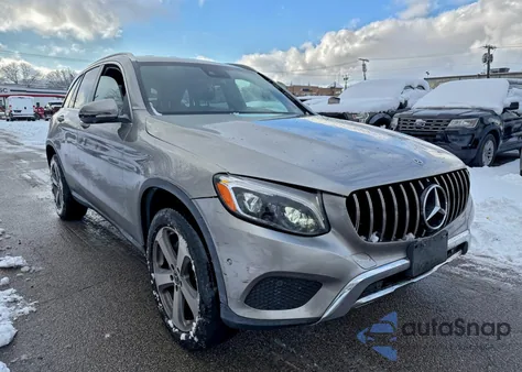 2019 Mercedes-Benz Glc 300 4Matic z USA, uszkodzony, nr VIN WDC0G4KB0KV184731